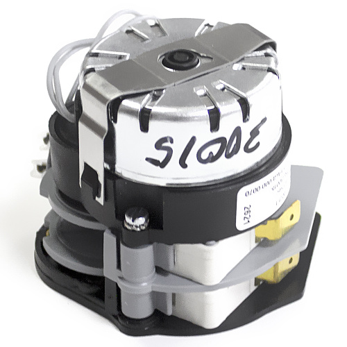 Таймер времени реверса двигателя Piron PRG30015 арт.KPG00015 (PRG30005).jpg